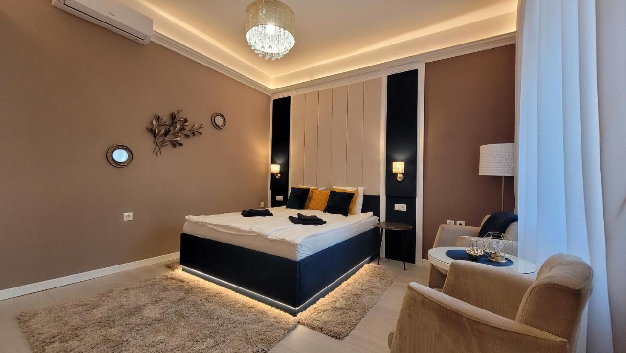 Glamour Apartman Gyula Extérieur photo