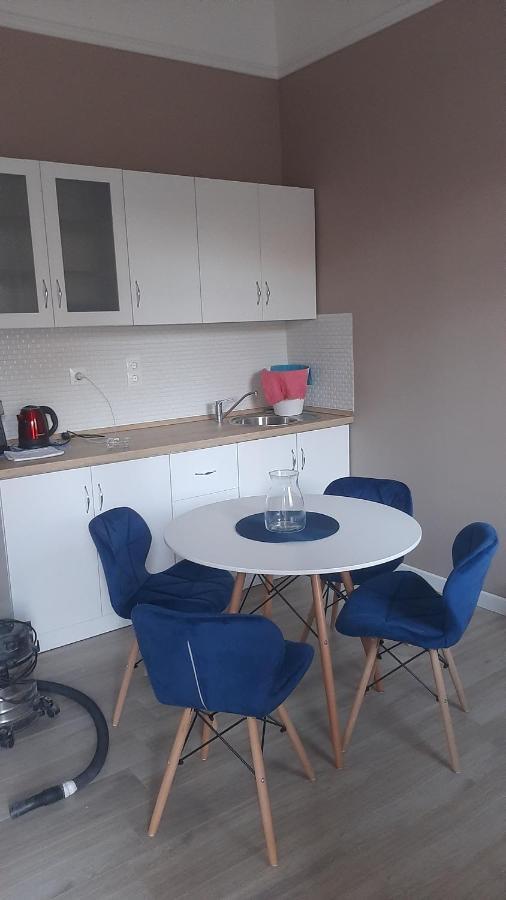 Glamour Apartman Gyula Extérieur photo