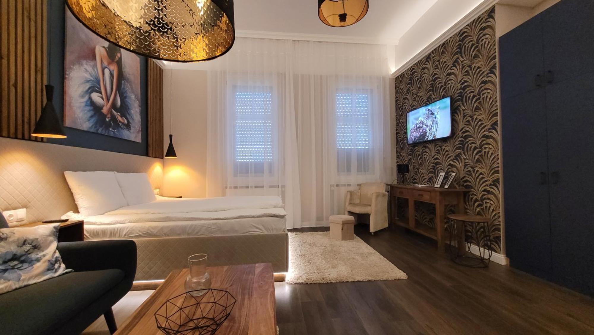 Glamour Apartman Gyula Extérieur photo