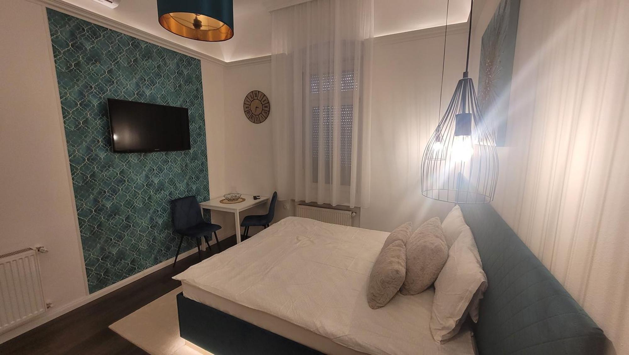 Glamour Apartman Gyula Extérieur photo