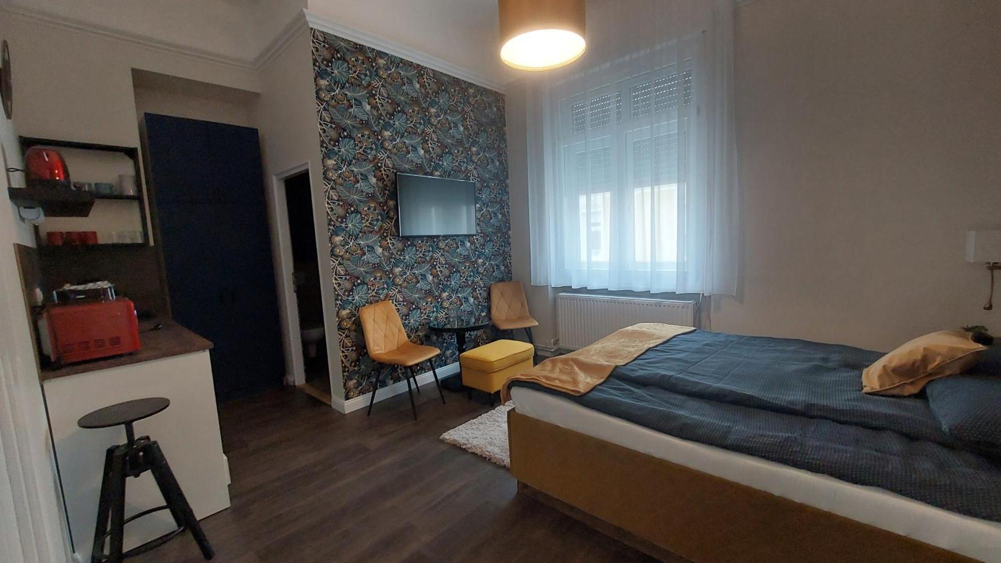 Glamour Apartman Gyula Extérieur photo