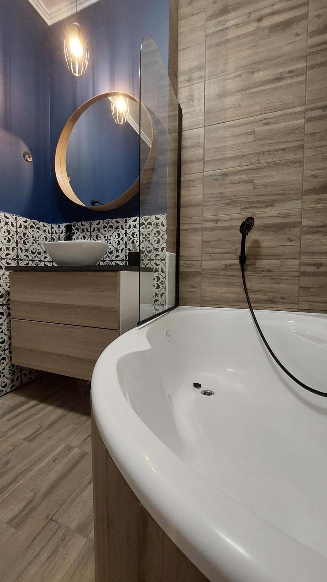 Glamour Apartman Gyula Extérieur photo
